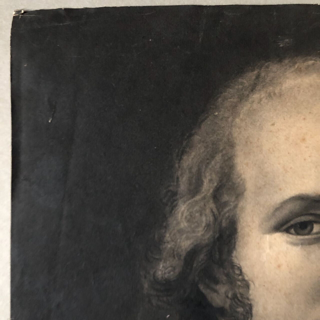 Portrait d'un homme de qualité — fusain sur papier — 48,5 x 38 cm. — circa 1810