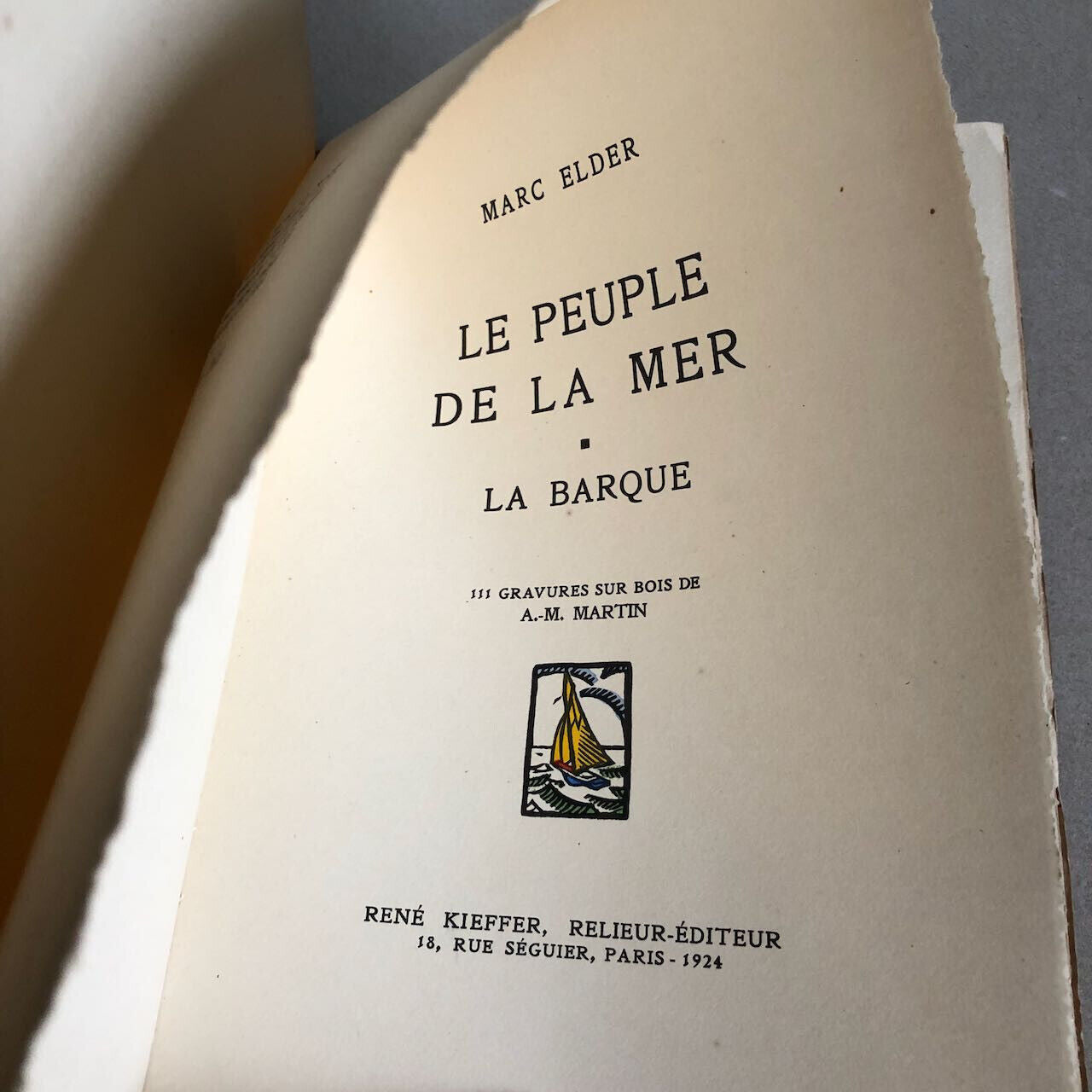44007882