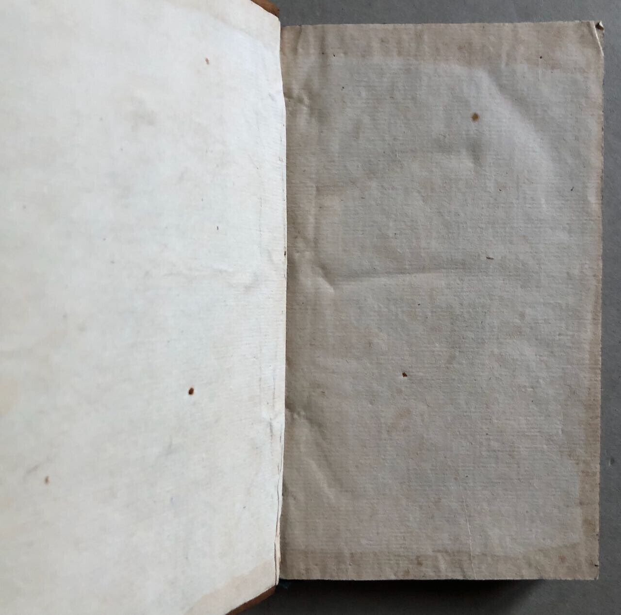 Mémoires pour servir à l’histoire de Frédéric Le Grand — 2 vol. — Grasset — 1760