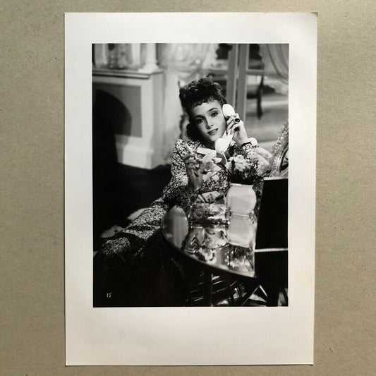 Micheline Presle in the 1940s — silver print — 29.5 x 21 cm.