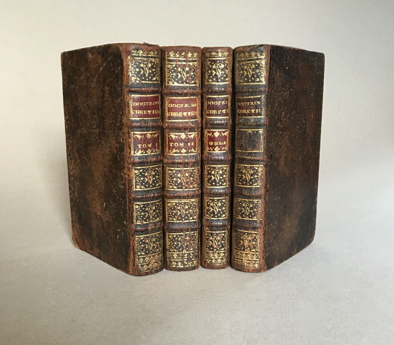 François-Philippe Mésenguy (1677-1763)— Exposition de la doctrine chrétienne, ou instructions sur les principales vérités de la Religion — complet en 4 volumes — rare édition originale — Aux dépens de la compagnie — 1744