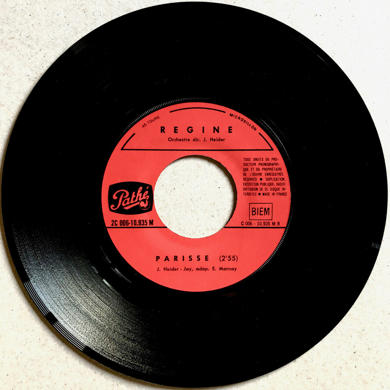 Régine — Un amour chocolat +1 — single 45 RPM 7" — Pathé 2c 006 10.935 — 1970.