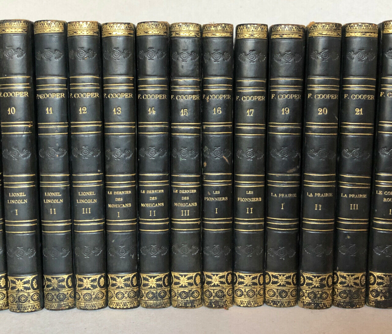 Fenimore Cooper — Œuvres complètes — 27 vol. — 1ère édition — Gosselin — 1824-30