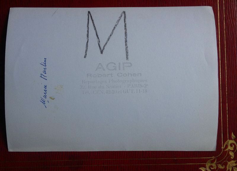 MARIA MARTIN AT THE FOUNTAIN - STAMP ROBERT COHEN AGIP - SILVER PHOTO - 13x18