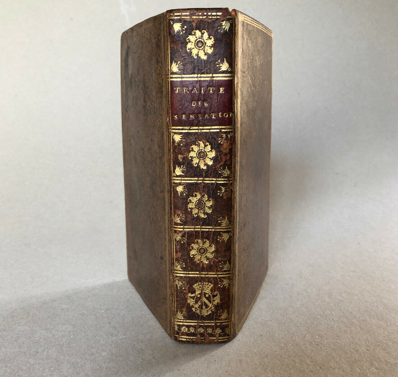 Condillac — Traité des sensations — é.o. — reliure aux armes — de Bure — 1754