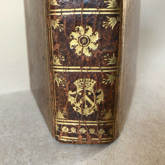 Condillac — Treatise on sensations — e.o. — arms binding — de Bure — 1754.