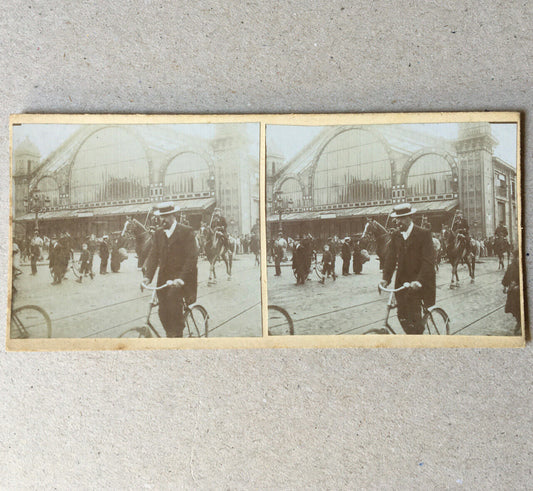 Stereo photography — Bicycle, velocipede in front of Le Havre station — 6x5 cm — c.1900