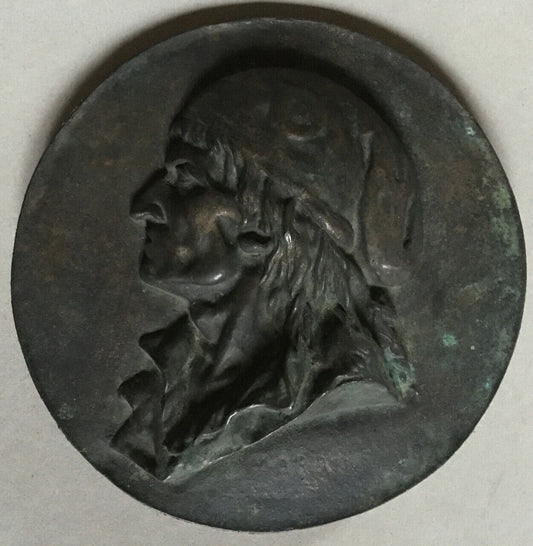 Marat wearing the Phrygian cap — Bronze plaque with old patina — Ø 21 cm.