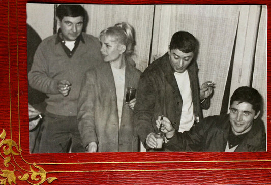 SACHA DISTEL & EDMOND TAILLET - SILVER PRINT - circa 1955 - 14 x 8.5 cm.