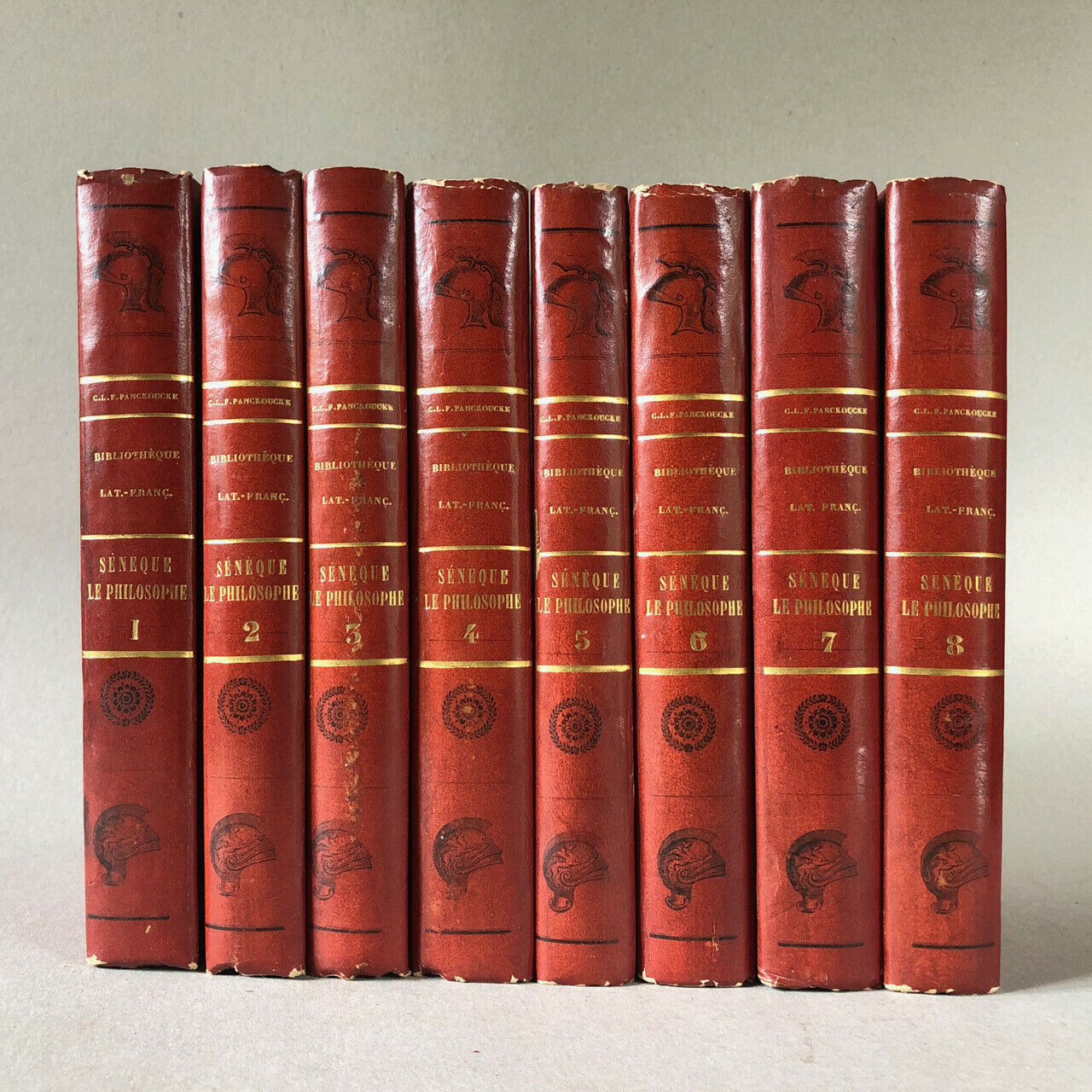 Sénèque — Oeuvres complètes — édition bilingue — 8 volumes — Panckoucke — 1832.