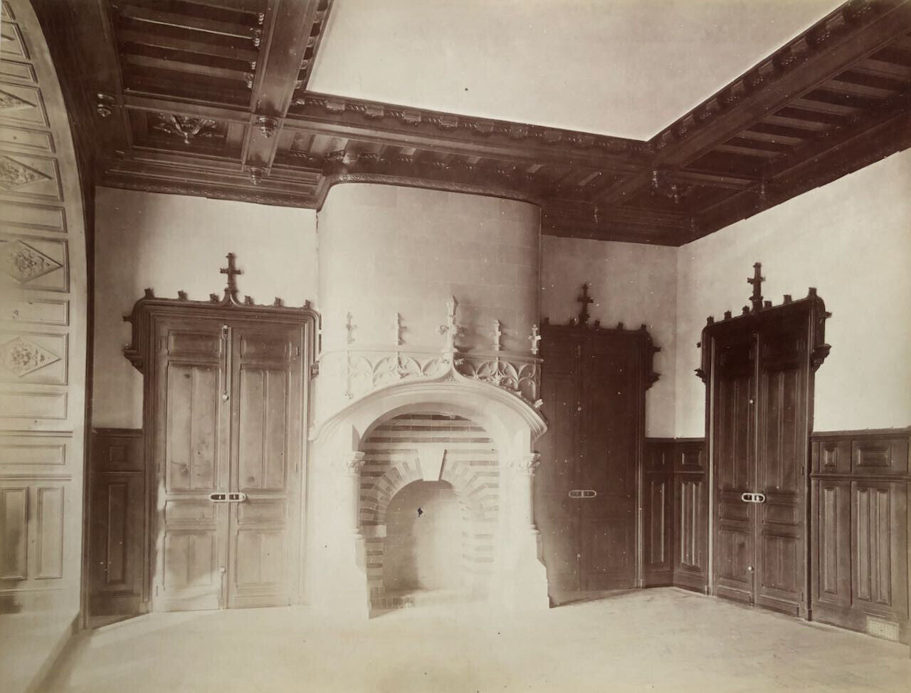 Intérieur de l'Hôtel Ménier/parc Monceau — tirage albuminé — 33x44 cm. — c. 1880