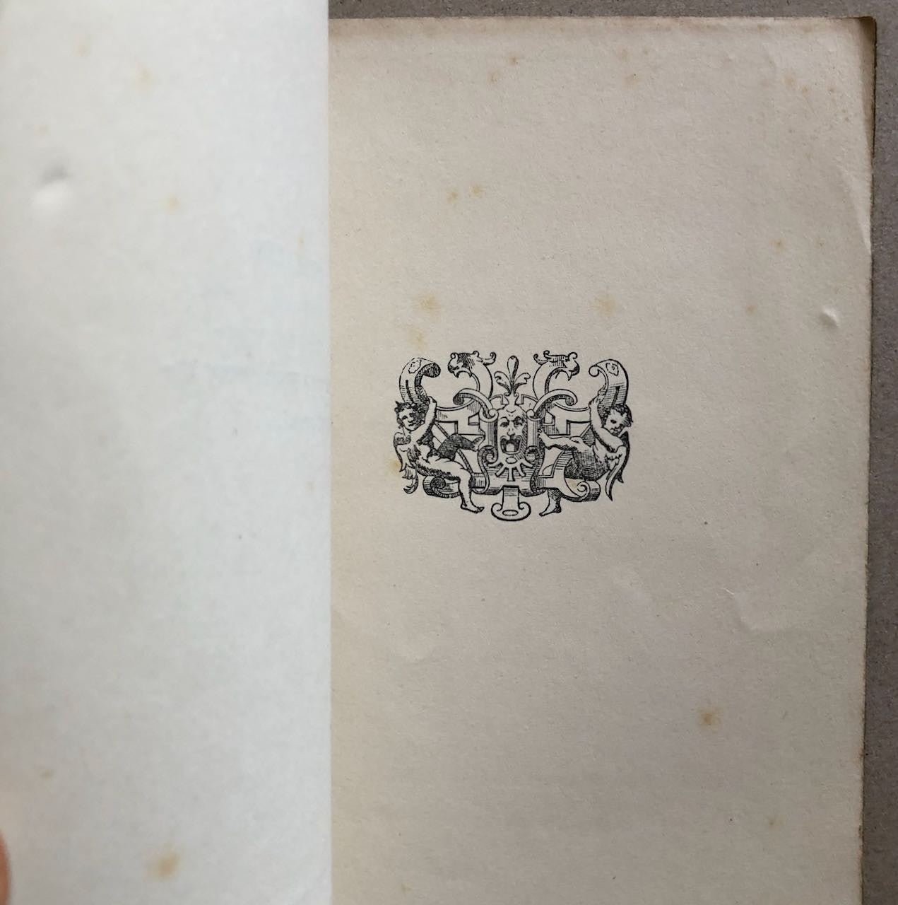 47562508