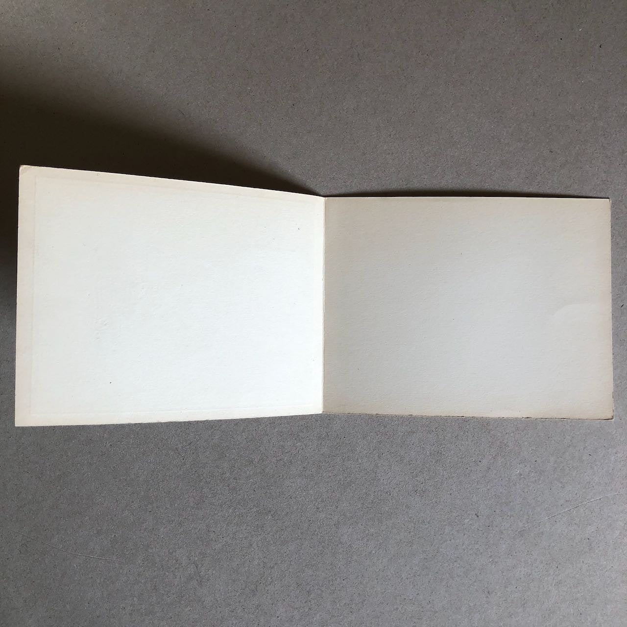 47724568