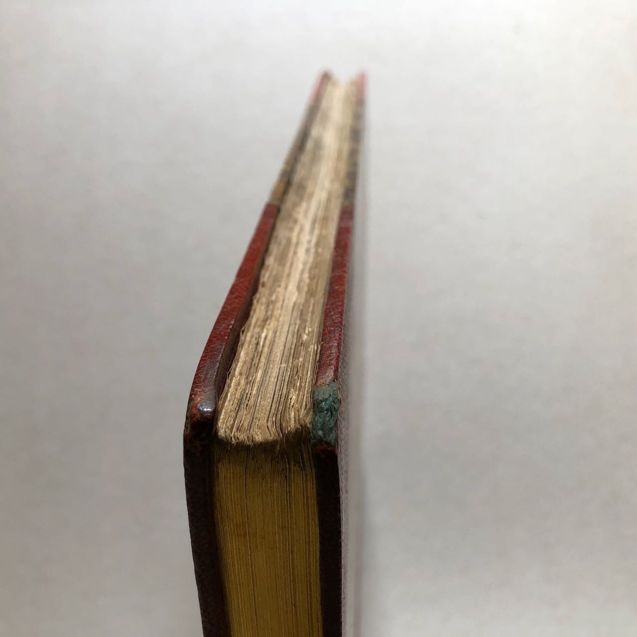 47372725