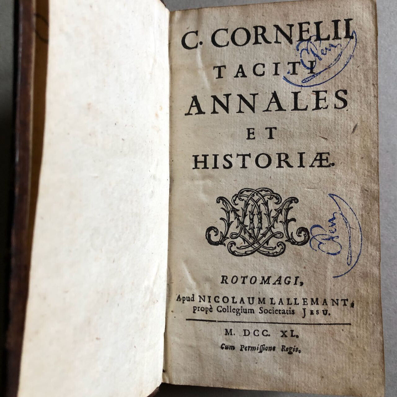 C. Cornelii Taciti annales et historiae — texte en latin seul — Lallemant — 1740