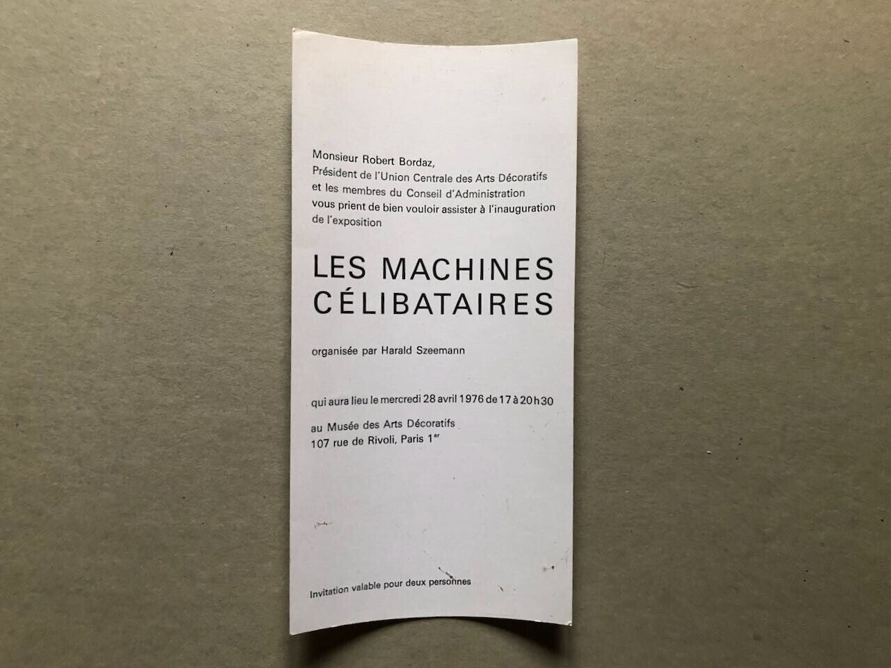 Les Machines célibataires — affiche de l'exposition au musée des arts décoratifs