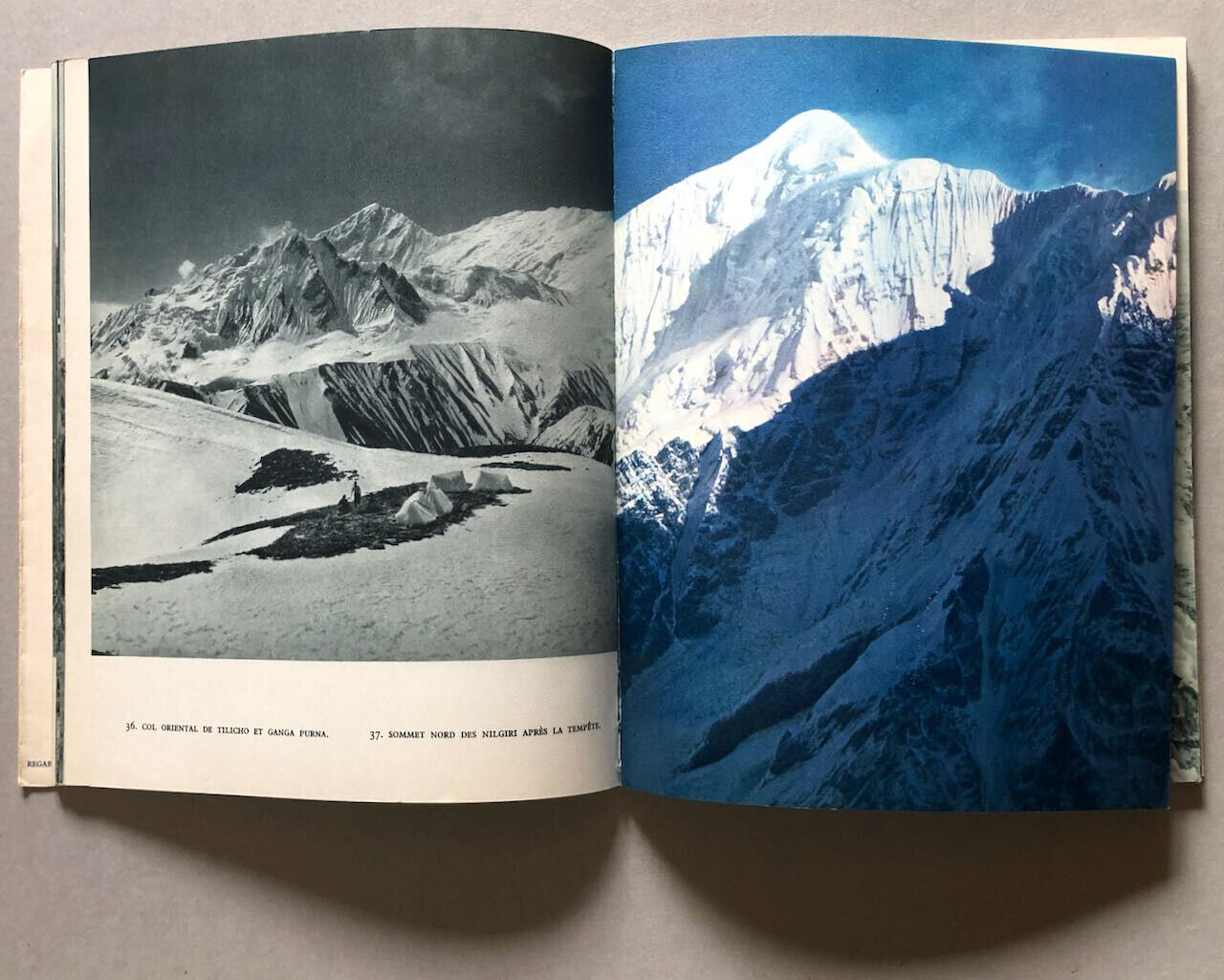 Maurice Herzog, Marcel Ichac — Regards vers l'Annapurna — é.o. signée — Arthaud.