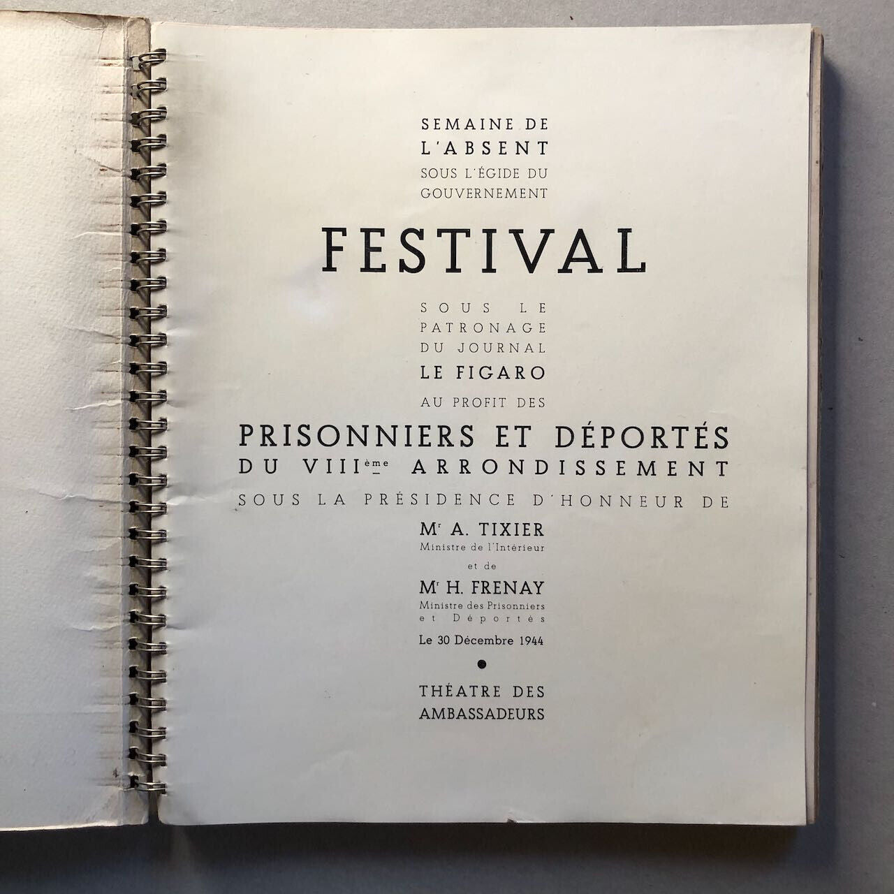 [Picasso] — programme d'un festival  pour les prisonniers & déportés — 30.12.44.