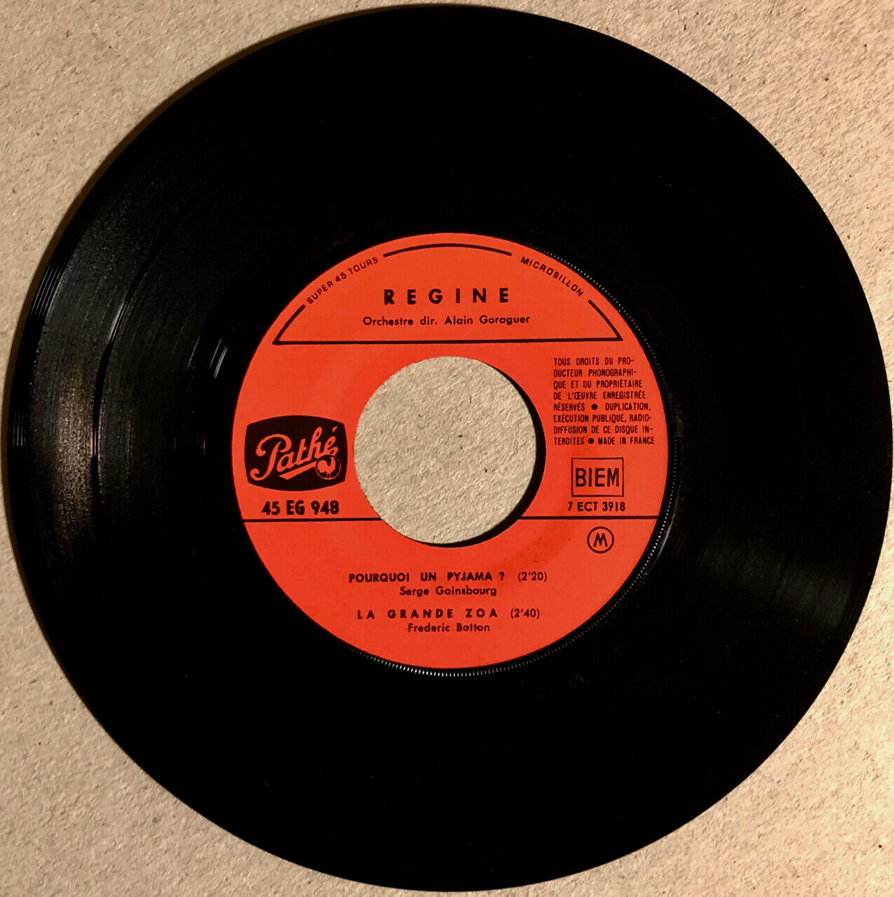 [Gainsbourg]Régine — Pourquoi un pyjama + 3 — EP 45 RPM 7" — Pathé EG 948 — 1966