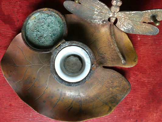 Art Nouveau inkwell with dragonfly and water lily - metal - circa 1900.