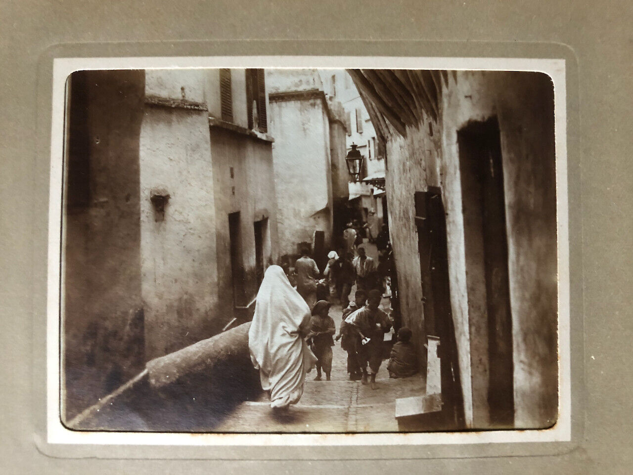 Anonyme — Algérie — Album de 12 photos 9 x12 cm. — tirages originaux — début XXe