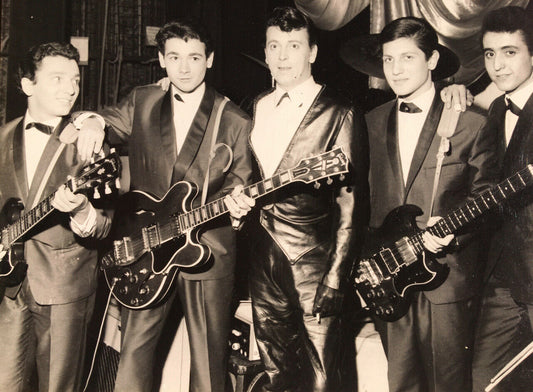 Gene Vincent & Les Champions (Claude Ciari) —  théâtre de l'Étoile, Paris,1962.