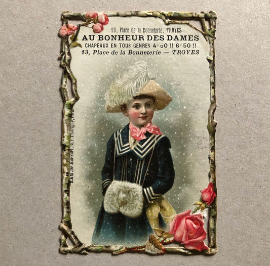 Au bonheur des dames — chromolithographie publicitaire — Chapeaux Troyes c. 1890