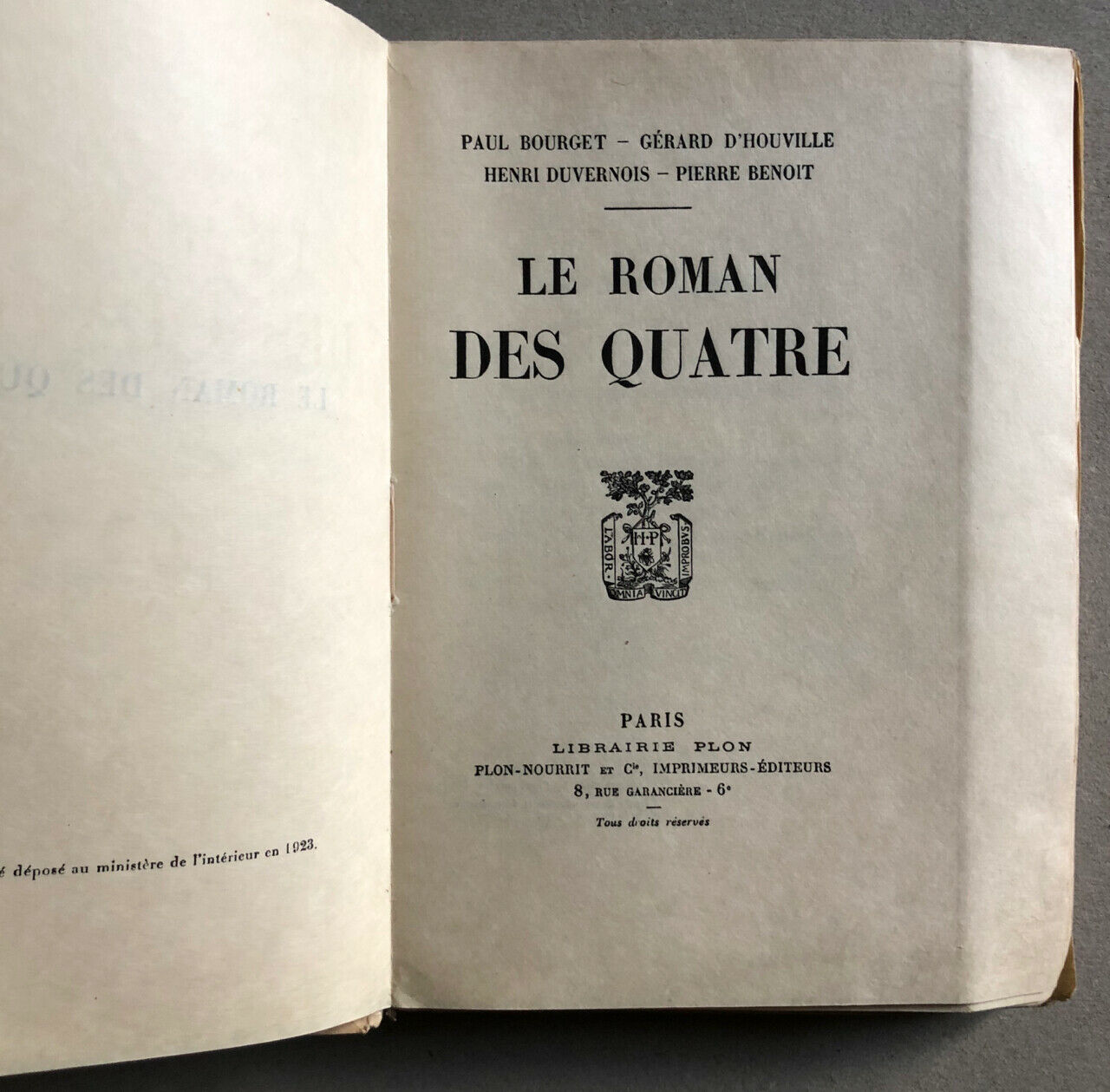 P.Bourget, d'Houville — Le Roman des quatre — é.o. n° sur Japon — Plon — 1923-26