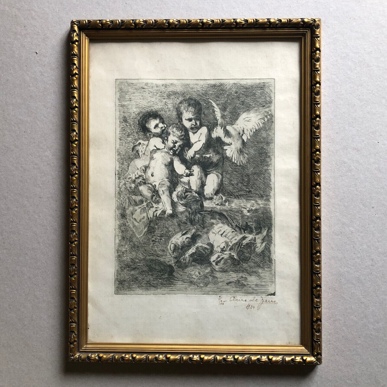 Putti & colombes — pointe sèche signée en bas à droite numérotée et datée 1934.