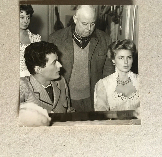 Ingrid Bergman, Jean Renoir &amp; Mel Ferrer — Elena &amp; the men — Keystone — 1955.