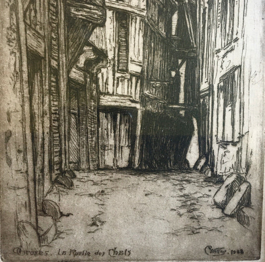 Vallois — Troyes - La Ruelle des chats — etching signed in the plate — 1928